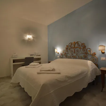 Palazzo De Campora Νάπολη