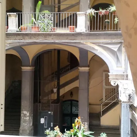 Palazzo De Campora Νάπολη