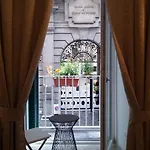 Palazzo De Campora Naples