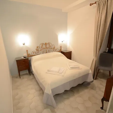 Palazzo De Campora Napoli