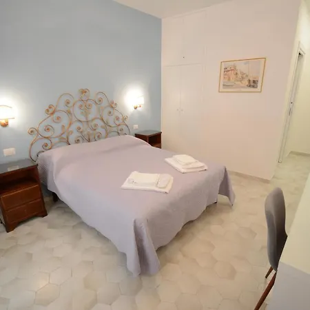 Palazzo De Campora فندق مبيت وإفطار نابولي