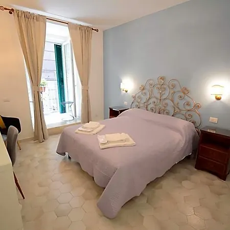 Palazzo De Campora 4* Napoli