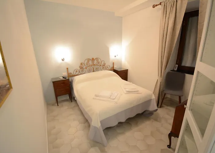 Palazzo De Campora 나폴리