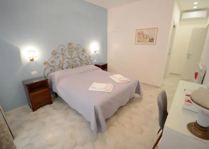 Palazzo De Campora B&B 나폴리