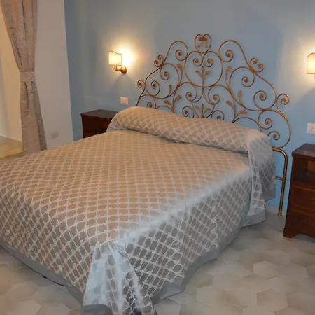 Palazzo De Campora 那不勒斯